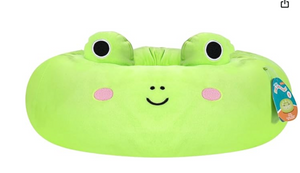 Squishmallows 24-Inch Wendy Frog Pet Bed